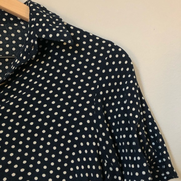 Rewind Navy Polka Dot Button Crop Top - Picture 3 of 7